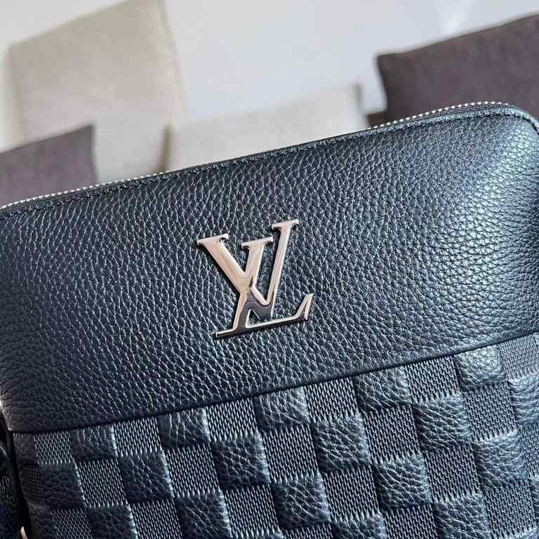 top goods LV crossbody bag    classic fire shipment pull, without adding any effect) top imported original cowhide, ultra-high definition hardware logo logo, ultra-comfortable feel soft soft leather, ultra-high-tech leat