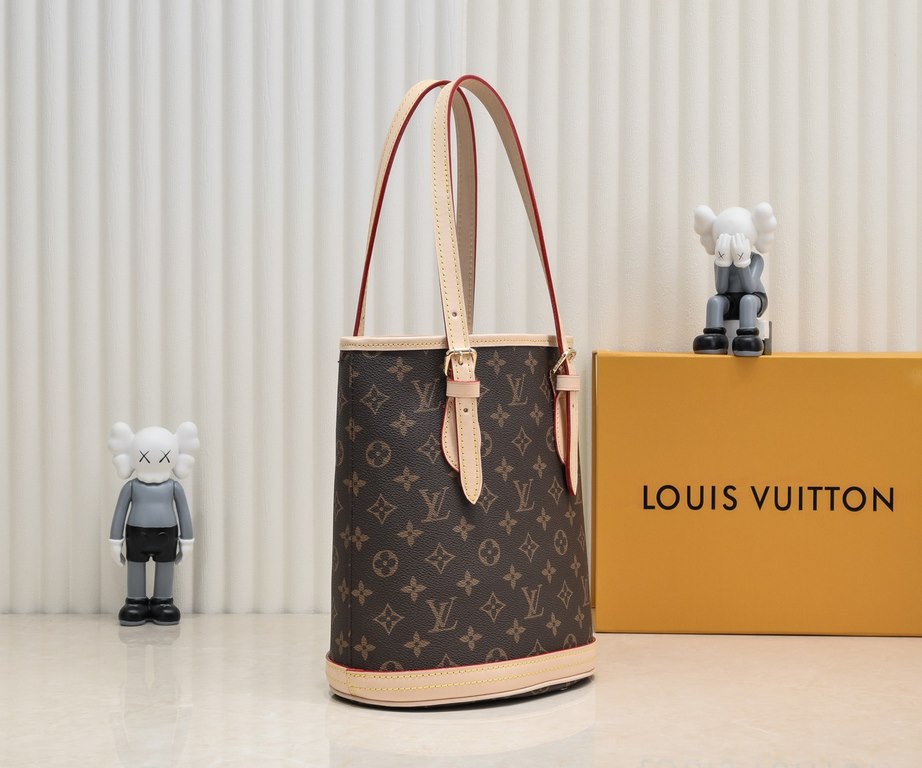 Exclusive real shot - upgraded version   color changing yellow leather   Original goods High-end quality Word of mouth full of praise Sub-pocket Very practical Louis Vuitton pair of version of the inner lining, the origi