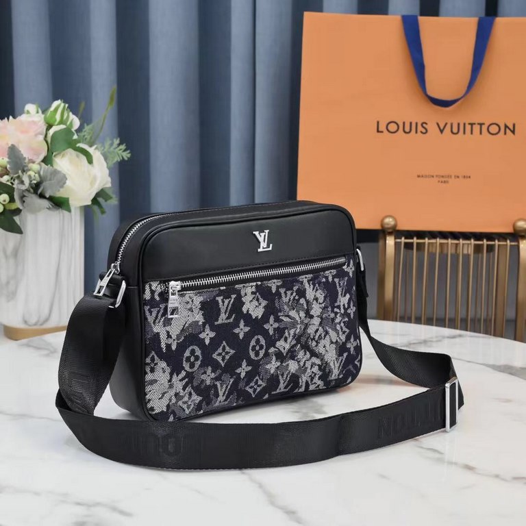 Counter genuine available [top original quality LV men's crossbody bagSize 27-19-7cmOriginal factory production, must be fine   Heavy gold playing version of the replica   Original head layer calfskin replica   Leather i