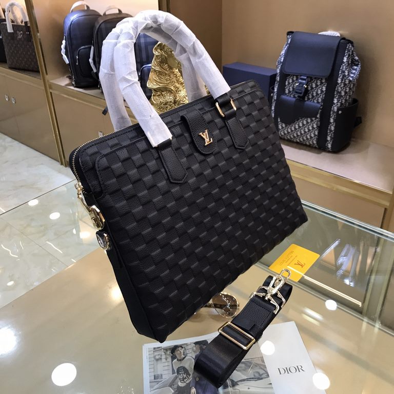 New  LOUIS VUITTON (Louis Vuitton)   2021 latest models of briefcases, not only the bag type to do a good job, but also the quality is very fine, using imported cowhide compression checkered pattern, semi-stereotyped des