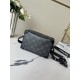 【Top Original Exclusive Photograph】 M44735 M68906 M44480 lv new shoulder crossbody bag box bag for men and women iconic Monogram print with contrasting resin chain strap, menswear artistic director Virgil Abloh for this 