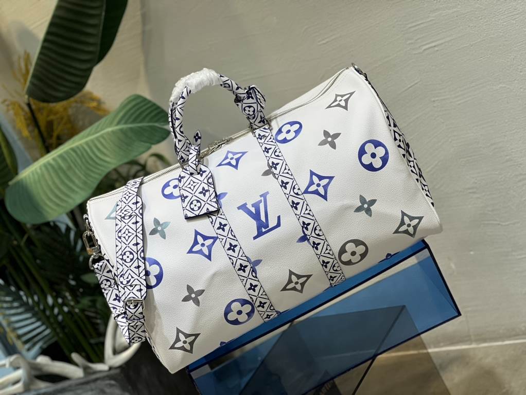 lv2023 Paris Early Autumn Women's Travel Bag, G10916, 41416, 50cm, arrived.23FW women's series, the summer atmosphere in the lv spring new bag inside to get fully embodied, creamy white leather and aqua blue, purple prin