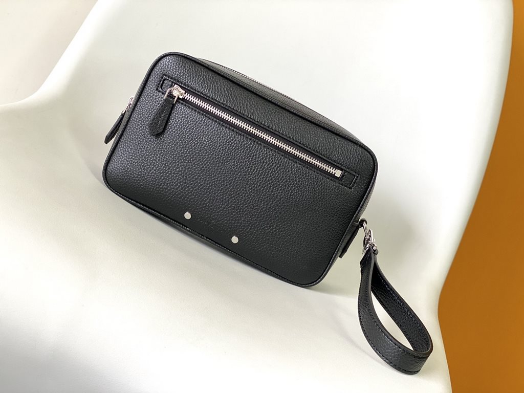 Top quality original  M41663 Lychee N41664 Black Check N41663 Non-Check M42838 Old Flower M41663 Black Flower Clutch The Pochette Kasai clutch is shaped in subtle Taga leather with a compact shape and LV lettering at the