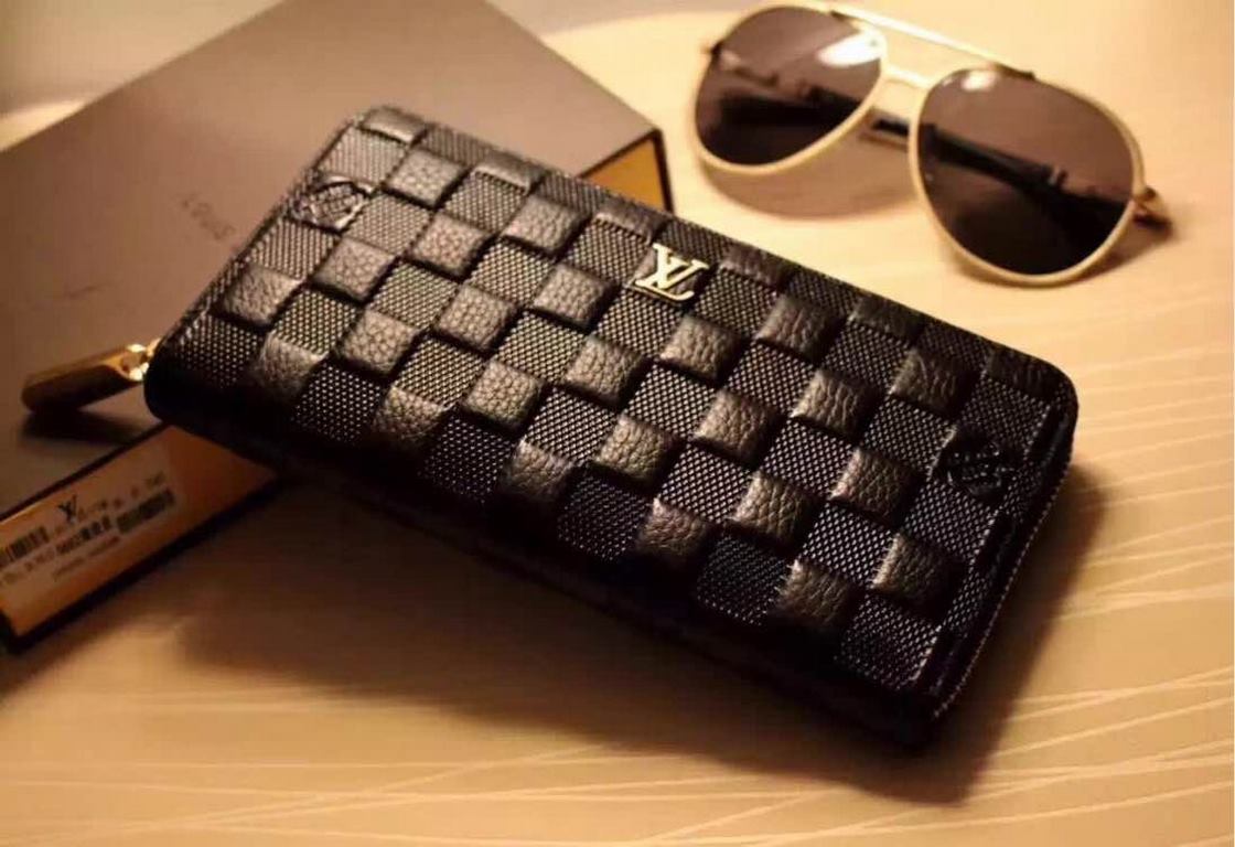 LV .  With Gift Box Small Zipper Wallet Model 6662LV Imported Leather (Tailed Wrestling Leather Pressed Classic Square).LV . Louis Vuitton -Louis Vuitton Exquisite craftsmanship crafted with 100% imported tail-order wres