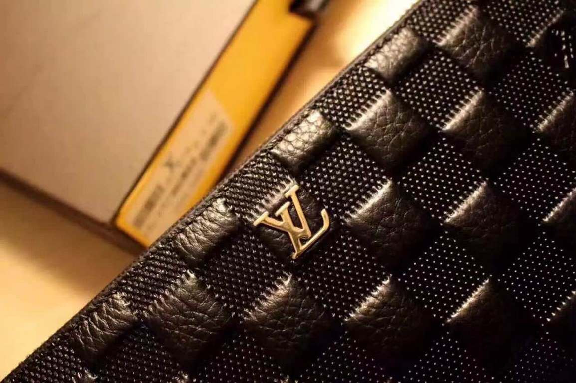 LV .  With Gift Box Small Zipper Wallet Model 6662LV Imported Leather (Tailed Wrestling Leather Pressed Classic Square).LV . Louis Vuitton -Louis Vuitton Exquisite craftsmanship crafted with 100% imported tail-order wres