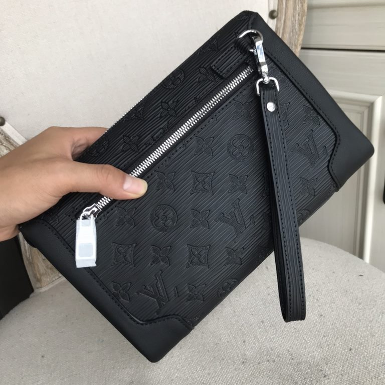 Top counter rat ruthless goods 2022 latest style LV men's combination lock clutch bag fire models large shipments pull, clamor counter goods   top original single goods   paper talk bragging about the skin we will not, p