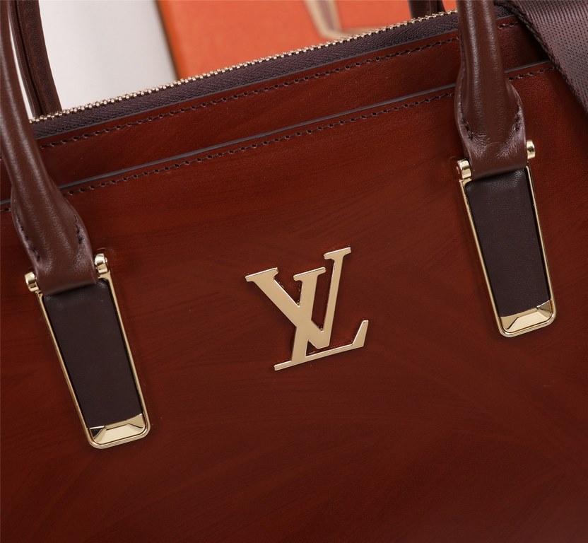 Top quality original single] 2022 classic LV combination lock briefcase European original imported cowhide sketched iconic lines, using imported equipment, fashionable trend, counter quality, more front zipper pockets an