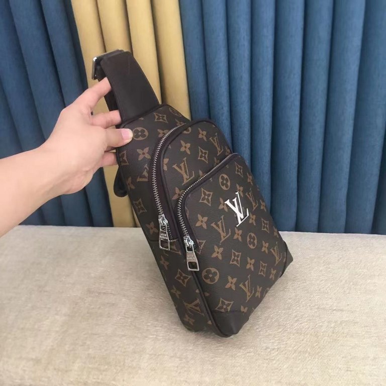 LV Chest BagModel 28996Size 18-31-5Counter new    Heavy hit replica   original leather replica   leather super soft   super large capacity   customized counter original hardware  smooth zipper    perfect craftsmanship   