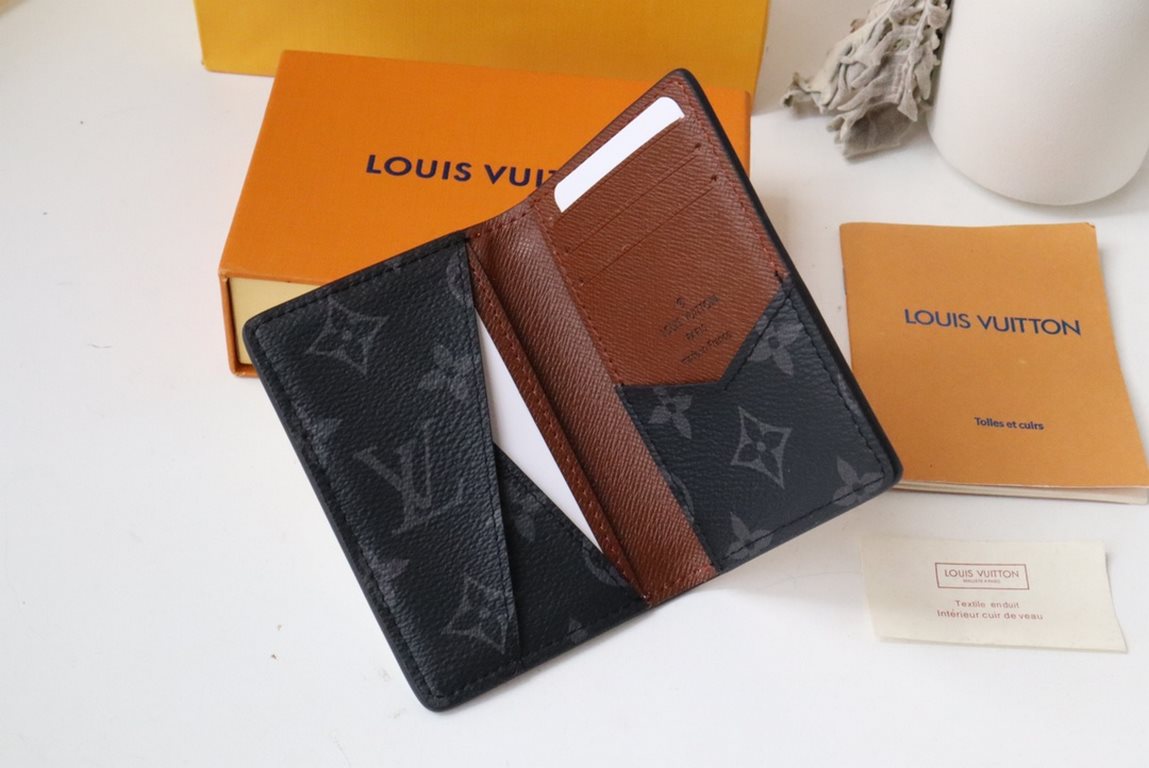 M80767Pocket walletCrafted in Epi leather, this pocket wallet is lined in smooth leather and Monogram Eclipse canvas with a Monorgam print, giving it a surprisingly classic look. This compact wallet features three credit