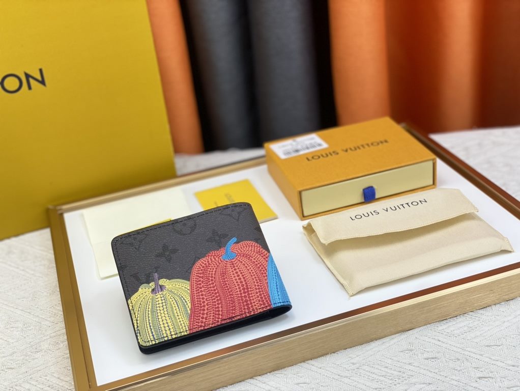 60895 Grey Flower Pumpkin   From the Louis Vuitton x Yayoi Kusama Collaboration, this LV x YK pocket wallet features a colorful pumpkin motif on Monogram Eclipse Reverse canvas, recreating the symbol of warmth and solace