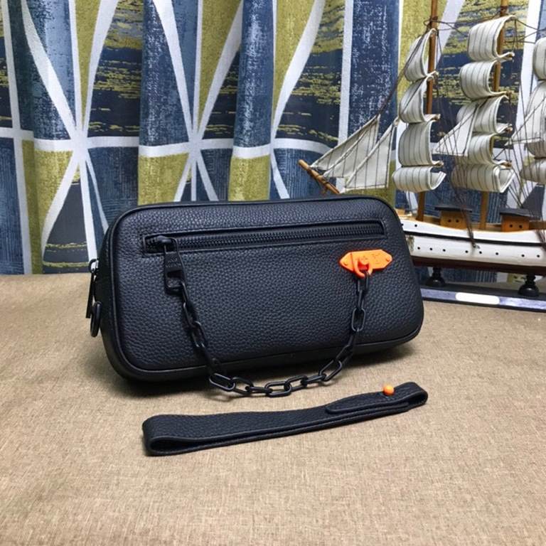 Original single LV counter new clutch bag with hand strap official website    using imported original first layer cowhide,  top handmade The style is fashionable and generous, casual and practical The bag looks good on t