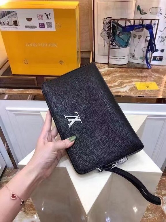 ￥ LV, the king of broken   counter official website synchronized with the new   (silver hardware) casual   essential handbag out of stock   top imported cowhide  feel first-class   new upgraded hardware   with removable 