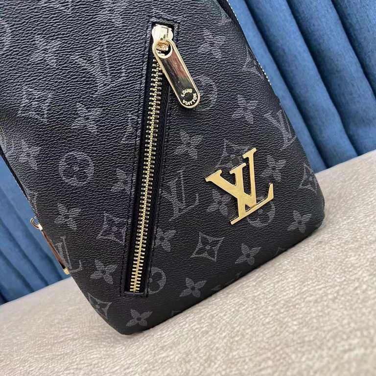 LV Chest BagModel 23344Size 18-31-5Counter new    heavy hit replica   original leather replica   leather super soft   oversized capacity   customized counter original hardware  smooth zipper    perfect craftsmanship   re