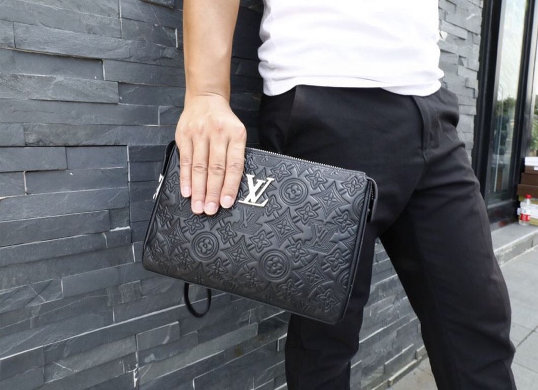 ～LV explosive model combination lock; rich masterpiece ~ ~ ~ real pure cowhide, with the flavor of leather, model 33016-1   exclusive fire models attention; ... Paris first exhibition CEO heavy recommended models LV . Lo