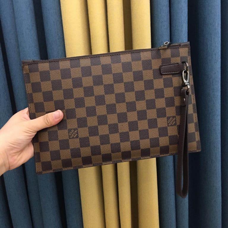 [Original Goods] LV HandbagModel 8041Size 28-17Counter new    heavy hit version of the replica   original leather replica   leather super soft   oversized capacity   customized counter original hardware  smooth zipper   