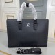 The original official network original single goods [love] LV original single authentic new counter with the same high-end men's casual briefcase   workmanship is super refined and elegant. With imported raw materials co