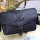 New  LOUIS VUITTON (Louis Vuitton)   2022 latest shoulder bag is not only the bag type to do a good job, but also the quality is very fine, the use of imported cowhide embossing, flap design, hardware supporting, simple 