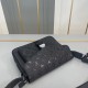 The original official network original single goods [love] LV new original single genuine new counter with the same high-end men's casual cross-body bag   workmanship is super refined and elegant. With imported raw mater