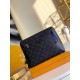 LV Louis Vuitton is the first to use the pouch in the world's most prestigious luxury brand, and it's the first to use the pouch in the world's most prestigious brand.The new pouch clutch is made of damier graphite canva