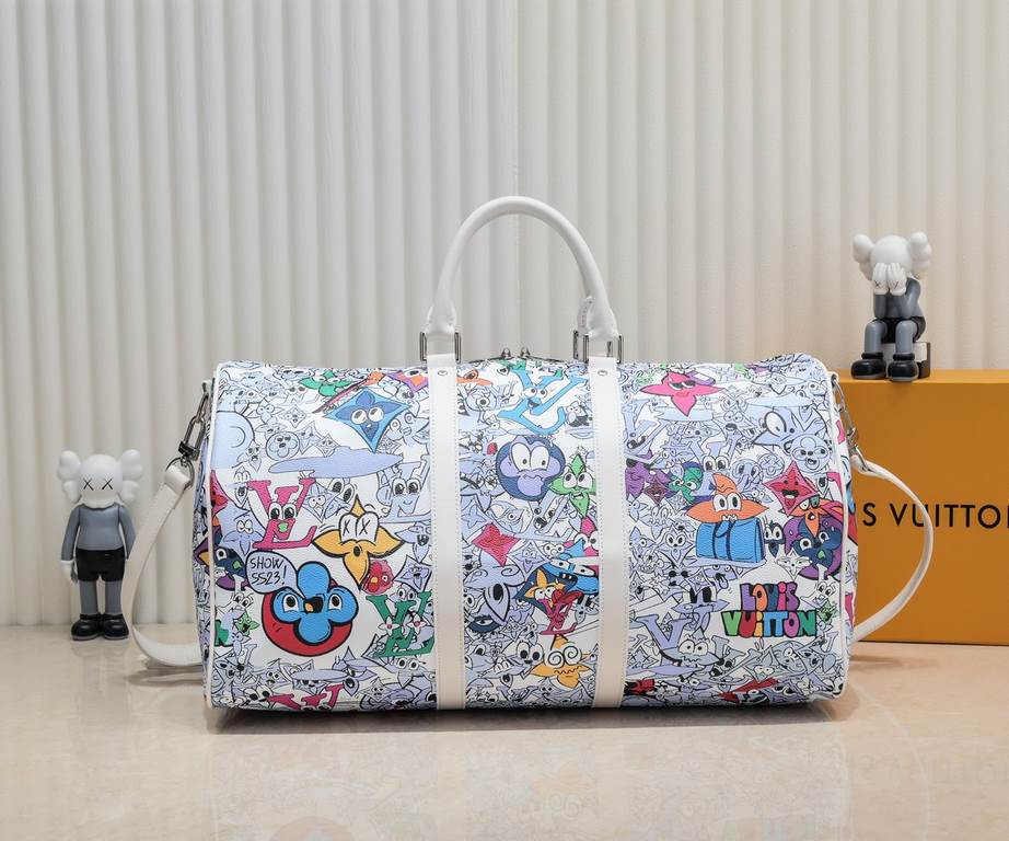 Lot   M21863 This Keepall Bandoulière 50 travel bag transforms the cartoon character depicting the Monogram motif on canvas, giving the Monogram flowers and LV letters a richness of emotion that can be either sad or happ