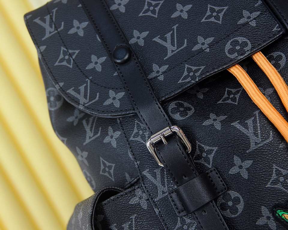 [LV 9048 duffel bag]     doll  embroidered Christopher small duffel bag in Damier Graphite canvas. Printed with the brand's logo in colorful interwoven letters. Menswear Artistic Director Virgil Abloh's new colorful inte