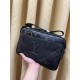 2023 spring fire crossbody bag   Italian imported cowhide   top goods,   steel hardware are brand LOGO, look at the gloss of the skin, look at the oil edges, look at the alignment, the highest quality in the market, ther