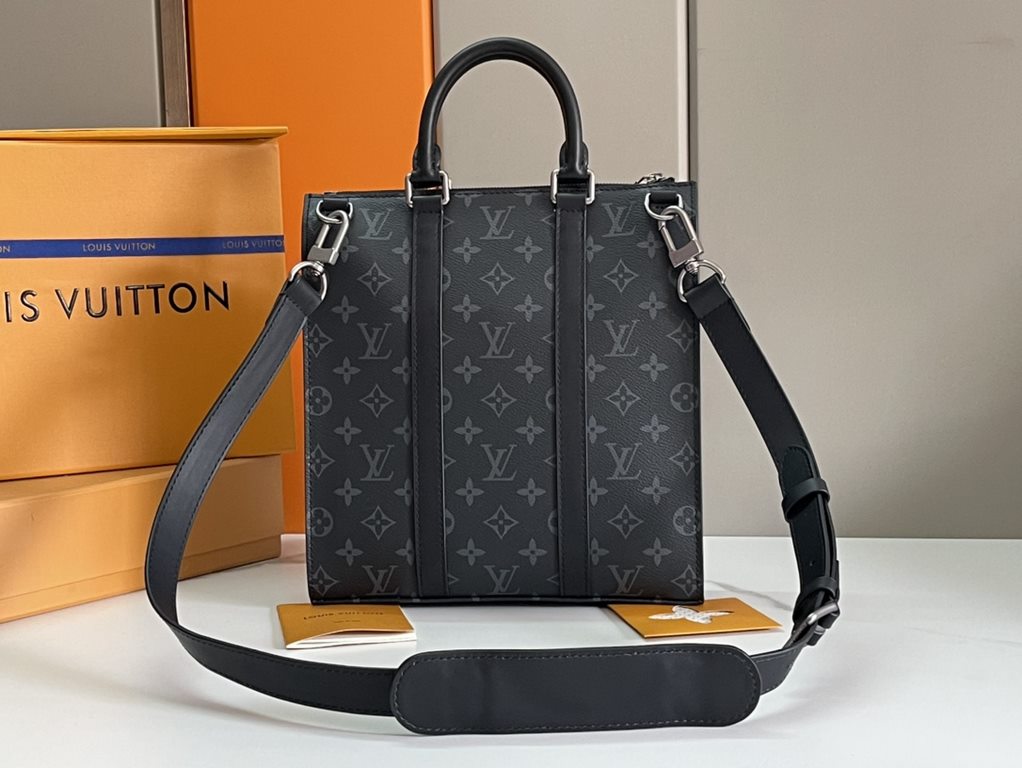 Top Original   Genuine Development, All Steel Hardware     Drawing inspiration from Louis Vuitton's iconic Sac Plat bag, this bag is elegantly shaped in Monogram Eclipse Reserve canvas. Reinforced leather straps and a na