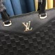 top goods LV handheld crossbody briefcase    classic fire shipment pull, without adding any effect) top imported original cowhide, ultra-high definition hardware logo logo, ultra-comfortable feel soft soft leather, ultra