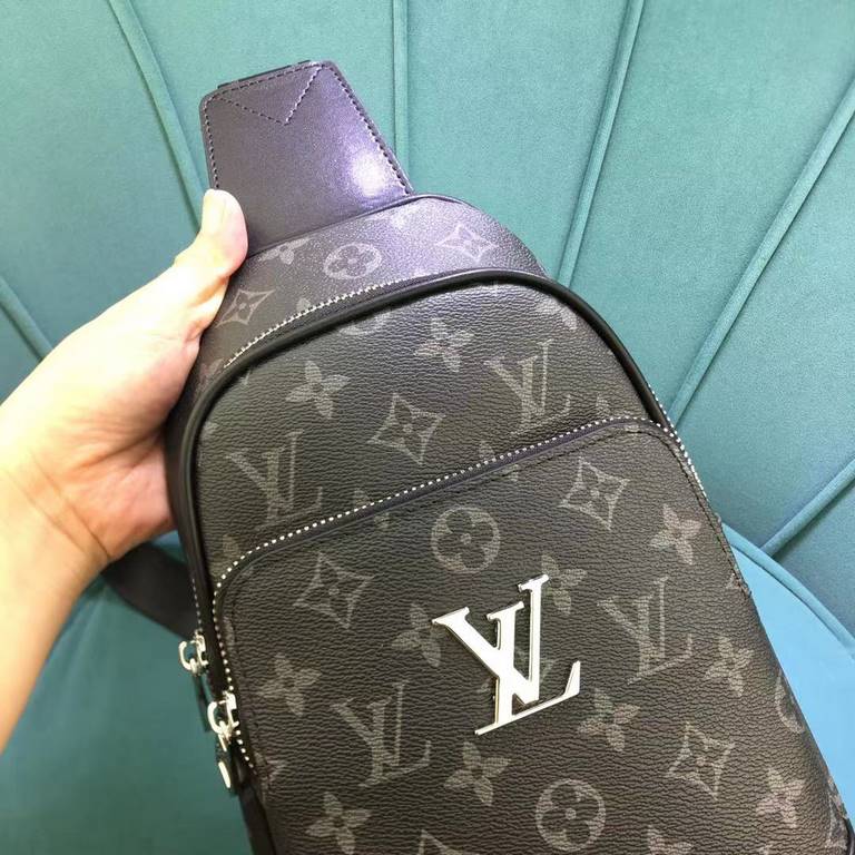 LV Chest BagModel 28996Size 18-31-5Counter new    Heavy hit replica   original leather replica   leather super soft   super large capacity   customized counter original hardware  smooth zipper    perfect craftsmanship   