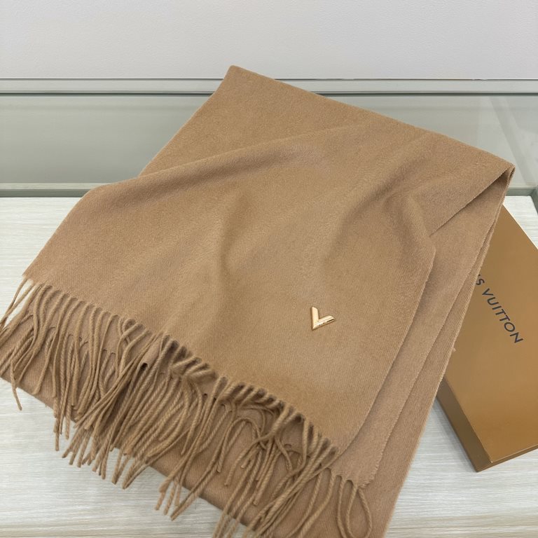 Exported to Spain  epic cutting-edge cashmere shawl The highest specification salute. Rage recommended  SVIP heavyweight must-have [Let her accompany you to walk warmly in the rivers and lakes  ]  Louis Vuitton extreme o