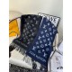 New  Louis Vuitton  [L Classic Monogram Long Scarf] Original 11 customization, the Simply LV scarf amplifies the classic Monogram motif across the entire width, illustrating Louis Vuitton's design heritage while brighten