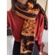 LV new old flower long scarf】Great item to enhance temperament and taste! Four seasons must have! Really unbeatable practical! Lv rare cashmere long scarf, ! Fabric feel really good, a simple try, you know it is what you