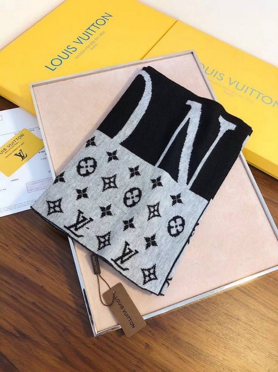 LV Louis Vuitton Men's Wool Knit Super weight   any man can handle, whether it is a man's suit or casual wear, are surrounded by very handsome and calm, get the hand will definitely feel super value   absolutely unexpect