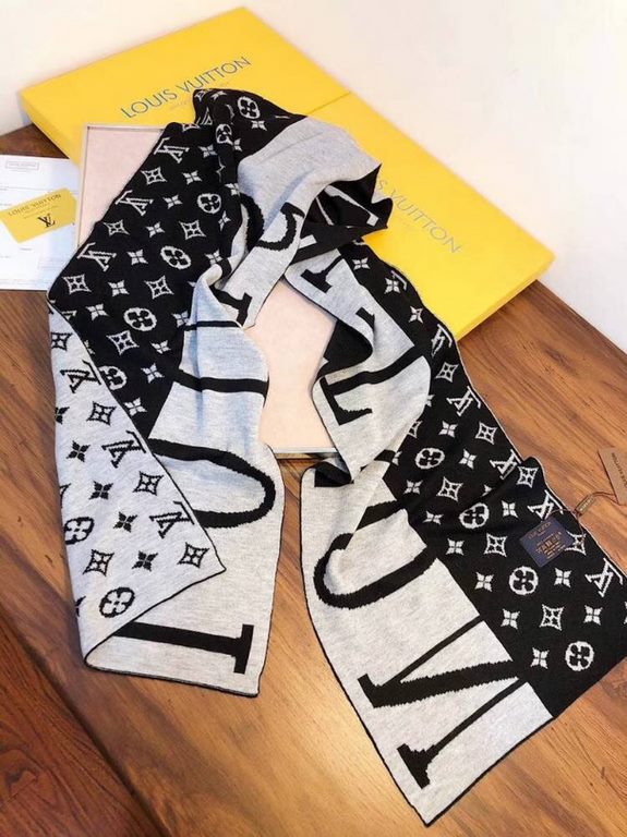 LV Louis Vuitton Men's Wool Knit Super weight   any man can handle, whether it is a man's suit or casual wear, are surrounded by very handsome and calm, get the hand will definitely feel super value   absolutely unexpect