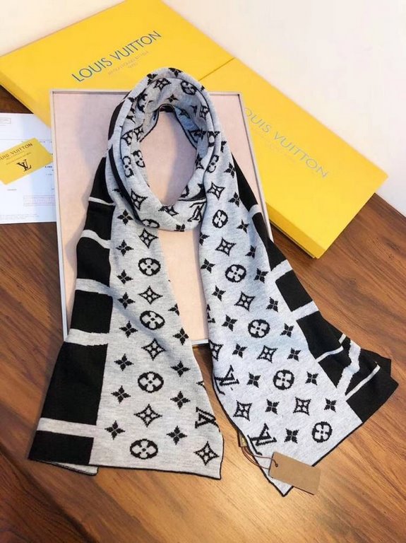 LV Louis Vuitton Men's Wool Knit Super weight   any man can handle, whether it is a man's suit or casual wear, are surrounded by very handsome and calm, get the hand will definitely feel super value   absolutely unexpect