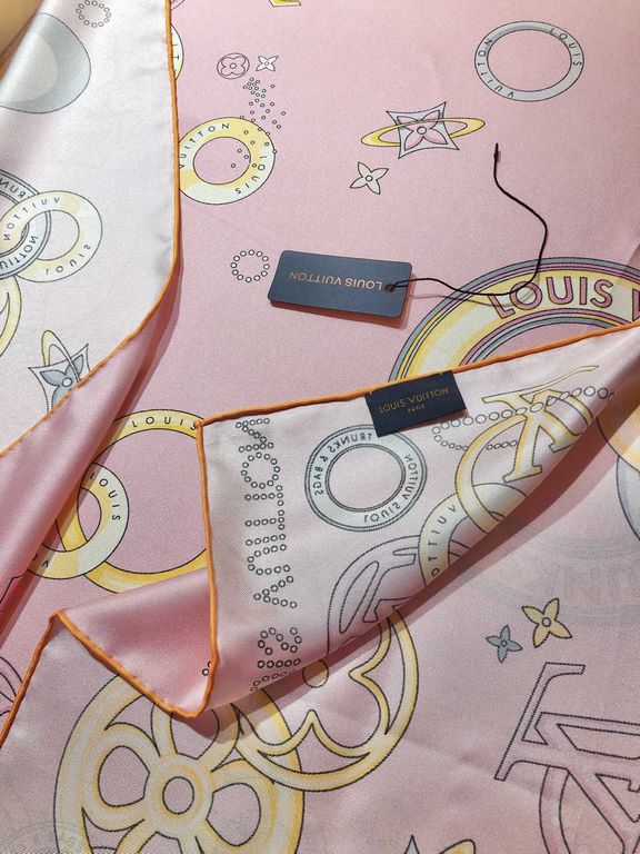 SLV2301  Original Lv [VIVIENNE AND BEYOND] 90cm silk square scarf, the brand's mascot's dreamy journey, inviting Vivienne to roam the skies filled with fashion jewelry, stars, Monogram florals, and the LV Circle logo. To