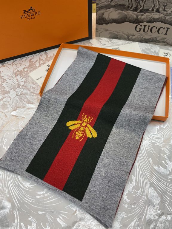 (Gucci) super in the center of the very stable    our men's scarves and buy and cherish ~ ~ ~ men's models are really very few, a year is only a few models, are export orders so it is more difficult to meet. Men's things