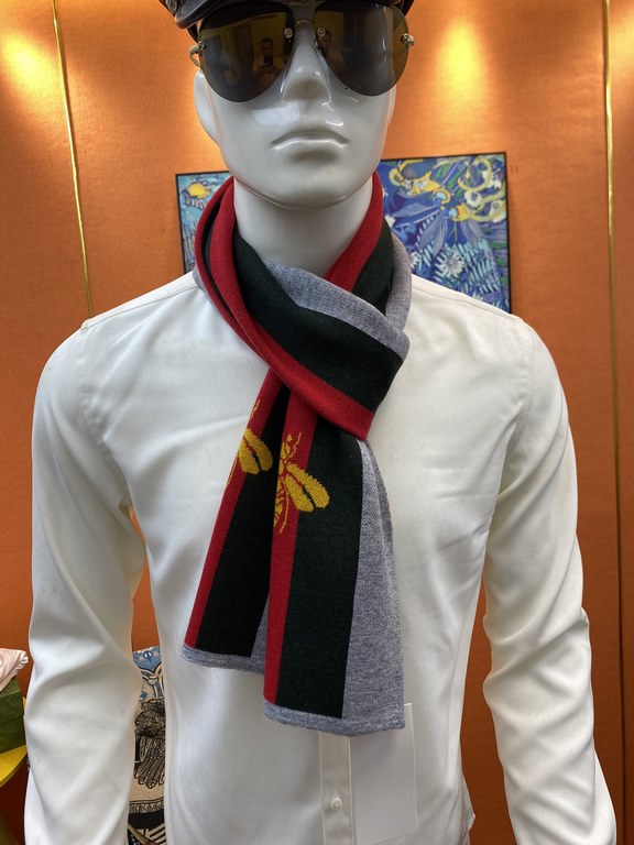 (Gucci) super in the center of the very stable    our men's scarves and buy and cherish ~ ~ ~ men's models are really very few, a year is only a few models, are export orders so it is more difficult to meet. Men's things