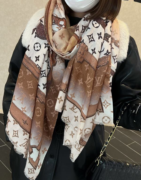 Will glow bright scarf 2023 spring new limited series popping to la LV original single authentic. Early fall staple models. Wear Le Tout Paris long scarf LV bags and the bottom of the logo rich details, more feminine cha