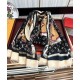 New 2024 LV [300 cashmere long scarf] physical genuinely beautiful   shawl with print   regardless of the design of the airbrush are very in place   details are visible   the entire scarf gives people a big brand aura at