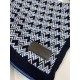 (LV) original single quality Imperial Hall of Fame superb donkey! Autumn and winter counter in the sale of top cashmere knitted scarf. With exquisite simple pattern combination into a classic pattern beautiful to the ext