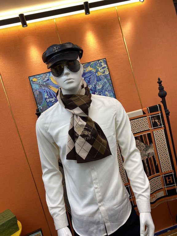 (Ba Baoli) super in the center of the very stable    our men's scarves and buy and cherish ~ ~ ~ men's models are really few and far between, only a few models a year, are export orders so it is more difficult to meet. M