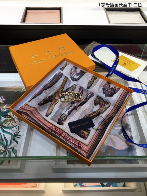 Beautiful    (with silk scarf buckle) Imperial Hall of Fame superb donkey  counter in the sale 【L letter illustration long silk scarf 】, the full width of the monogram staged in a colorful color contrast, with polished L