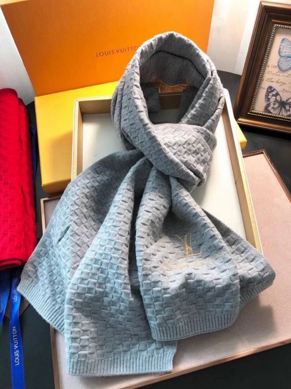 . Winter new LV men's scarf, wool blend material, soft and warm, exquisite workmanship, size 18030 or so.4 colors to choose.  .