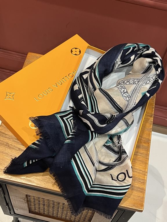 Price New genuinely awesome   [LV] thin cashmere long scarf this cashmere long scarf counter synchronization   inkjet process presents vivid colors. Quality is super good   heavyweight giant  VI price   customers must en