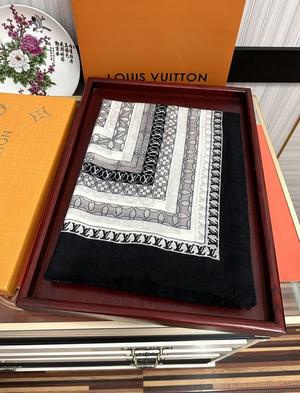 New LV home 2024 latest models   top design is too beautiful, truly awesome   [double-sided 300 support ring velvet long scarf]    physical genuinely beautiful   shawl with prints      regardless of the design of the air