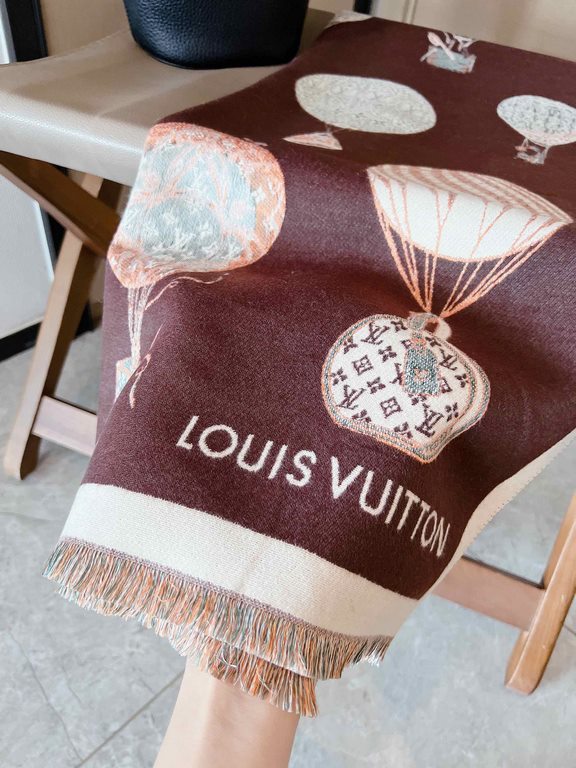 New  [   heavy  LV counter synchronization, fashionable senior MAP series can be formal, can be casual, very fashionable design.LV this weaving is more difficult, and very costly yarn, double-sided plaid, and then embroi