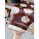 New  [   heavy  LV counter synchronization, fashionable senior MAP series can be formal, can be casual, very fashionable design.LV this weaving is more difficult, and very costly yarn, double-sided plaid, and then embroi