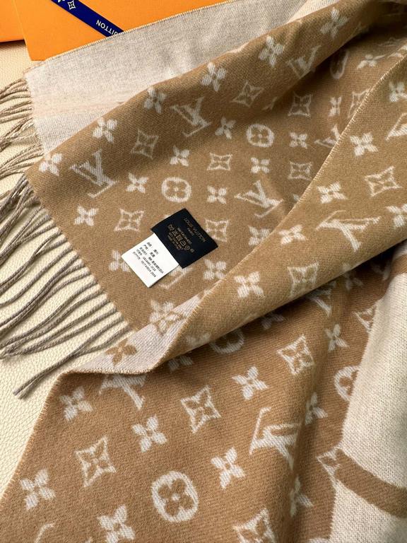 PricesLooking back to the SpringSummer 2018 show, the Monogram Split Scarf features the classic Monogram pattern across the entire length and the large Louis Vuitton logo on both ends for a statement-making look. Soft ca