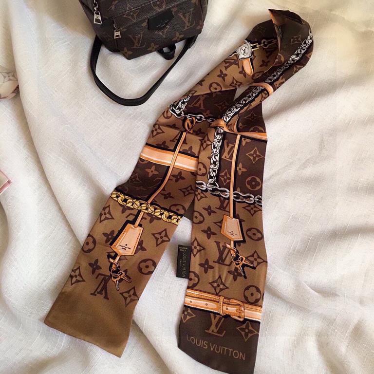 Super nice LV silk scarf! Double layered silk!Multi-purpose, tie it around your bag, use it as a hair tie or a small scarf, all very chic  !It also looks great with a simple bottom or a shirt around your neck!  100% silk